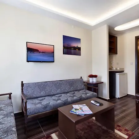 Aparthotel Golden Age