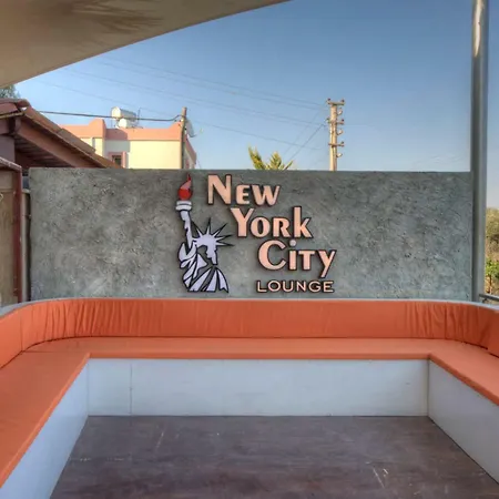 Golden Age מלון דירות *