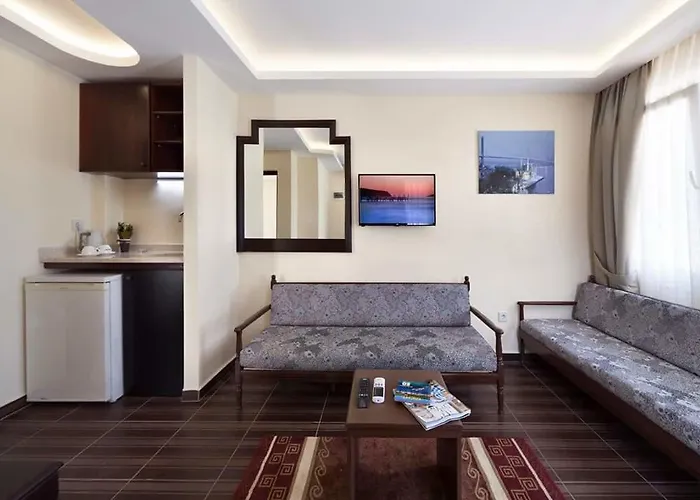 Apartahotel Golden Age *